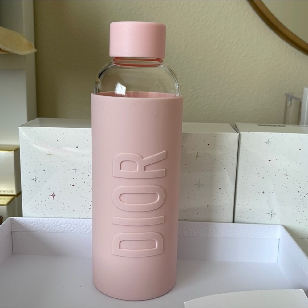 Dior Glass Water Bottle With Pink Silicone Sleeves 550 Ml